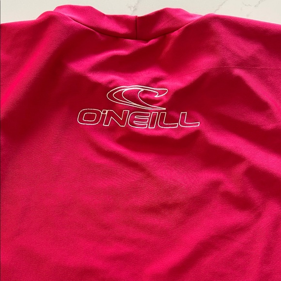 O'Neill Hot Pink Rash Guard - Picture 4 of 4